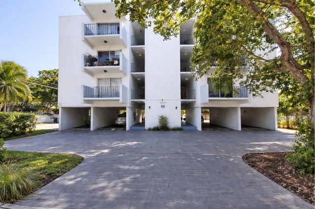 1090 NE 129th St 205, North Miami, FL 33161