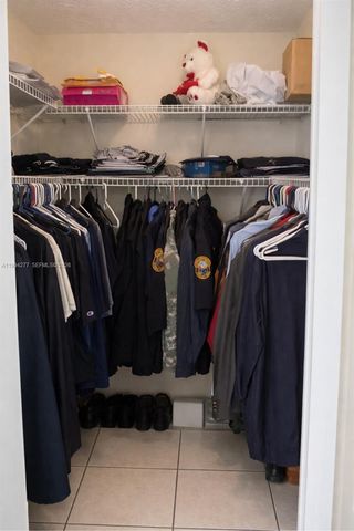 1090 NE 129th St 205, North Miami, FL 33161