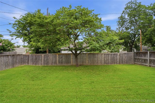 2445 E 18th Street, Tulsa, OK 74104