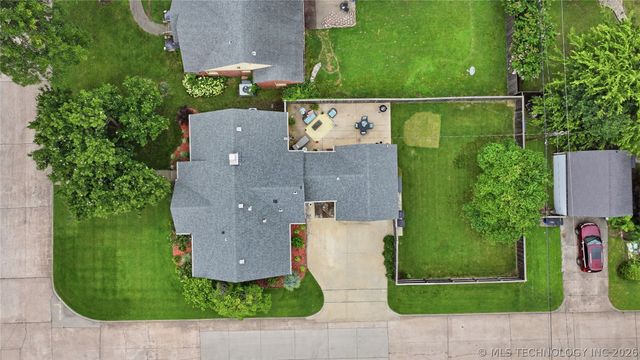 2445 E 18th Street, Tulsa, OK 74104