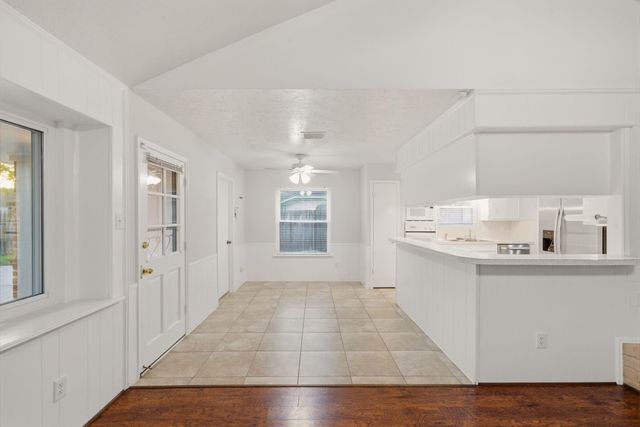 9718 Rathbone Drive, Houston, TX 77031