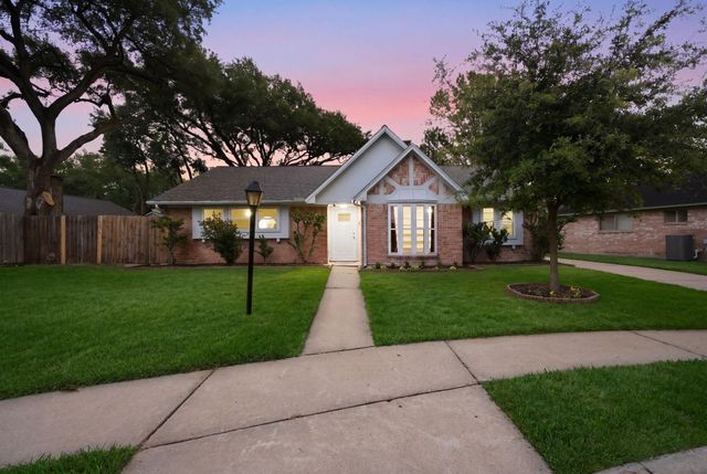 9718 Rathbone Drive, Houston, TX 77031