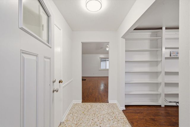 9718 Rathbone Drive, Houston, TX 77031