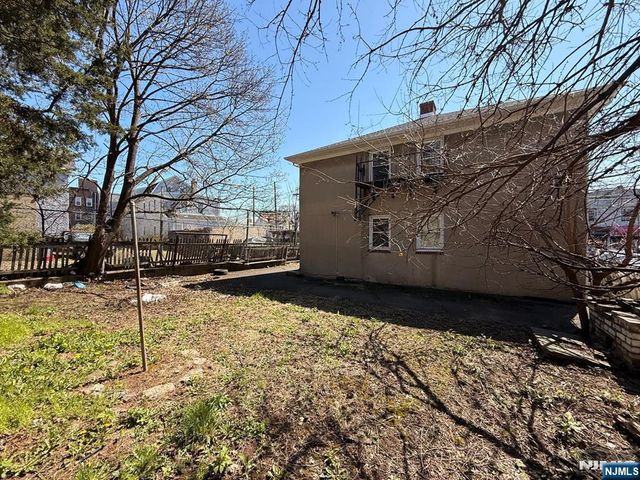 810 18th Avenue, Irvington, NJ 07111