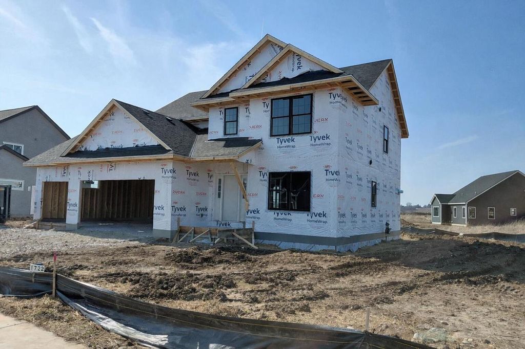 1722 Hammock LANE, Oconomowoc, WI 53066