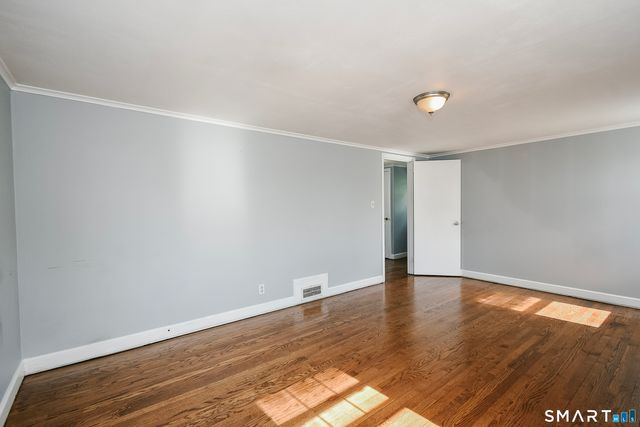 35 Sequin Street, Hartford, CT 06106