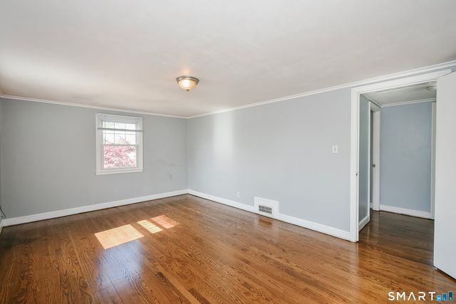 35 Sequin Street, Hartford, CT 06106