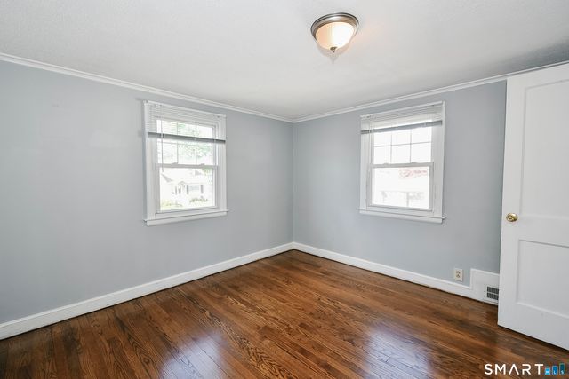 35 Sequin Street, Hartford, CT 06106