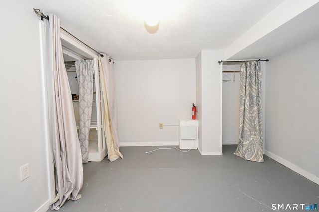 35 Sequin Street, Hartford, CT 06106