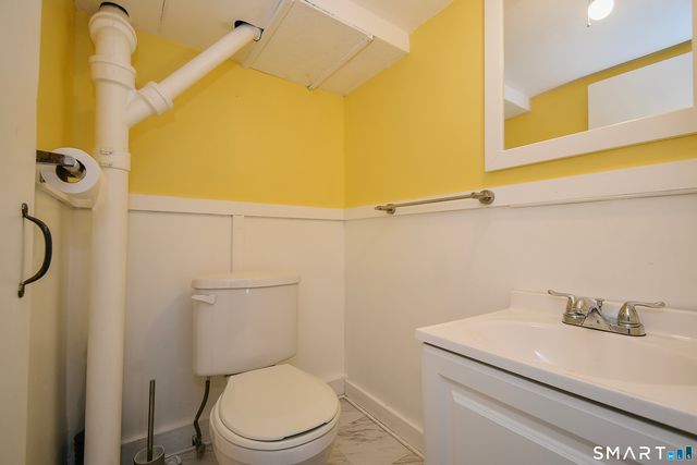 35 Sequin Street, Hartford, CT 06106