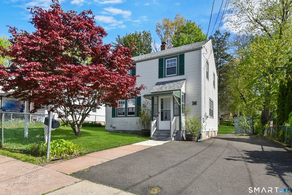 35 Sequin Street, Hartford, CT 06106