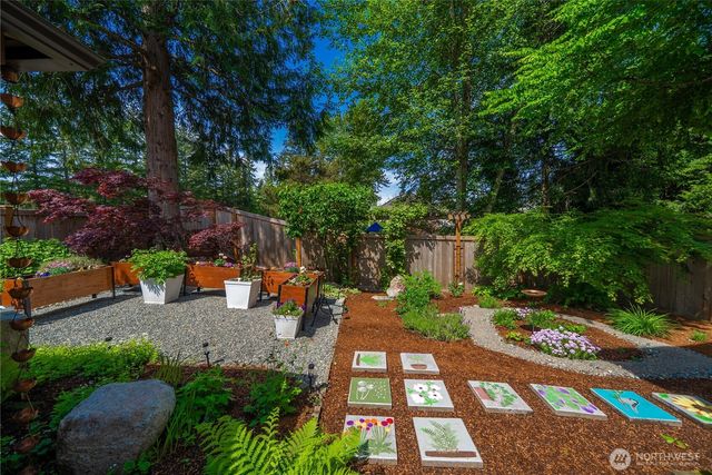 18345 160th Place SE, Renton, WA 98058