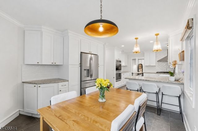 25 Fells Manor Rd, Caldwell Boro Twp., NJ 07006
