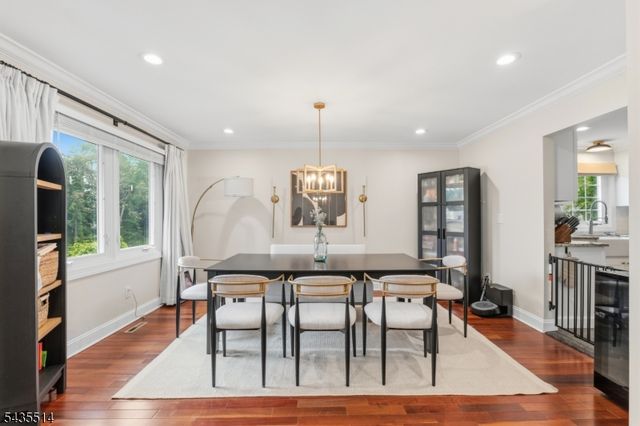 25 Fells Manor Rd, Caldwell Boro Twp., NJ 07006