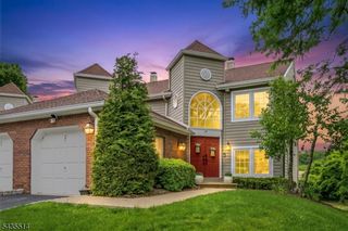 25 Fells Manor Rd, Caldwell Boro Twp., NJ 07006