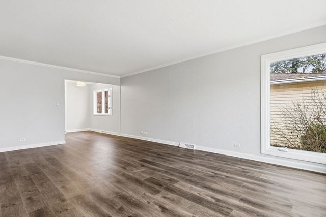 451 W Linda Lane, Addison, IL 60101