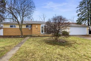 451 W Linda Lane, Addison, IL 60101