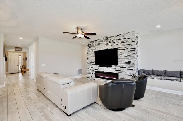 3266 KAYAK WAY, Orlando, FL 32820
