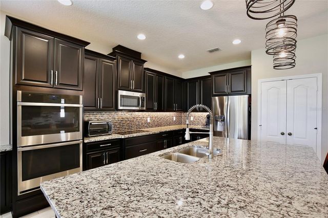 3266 KAYAK WAY, Orlando, FL 32820