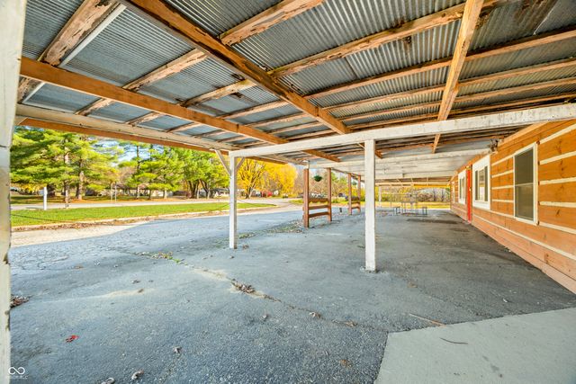 4883 State Road 46 E, Nashville, IN 47448