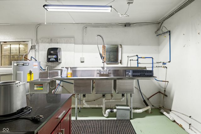 4883 State Road 46 E, Nashville, IN 47448