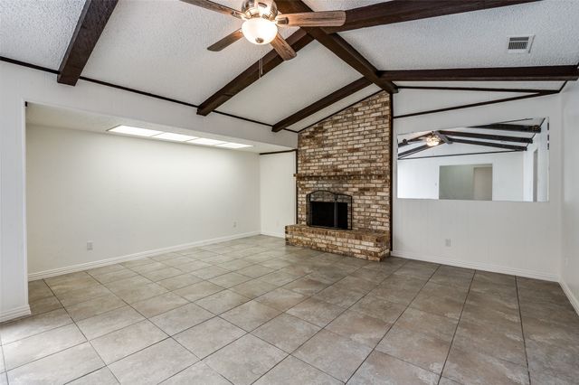 1902 Pat Ln, Carrollton, TX 75006
