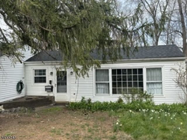 691 Ridgedale Ave, East Hanover Twp., NJ 07936