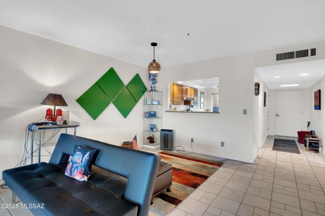 5558 N Camino Arenosa, Tucson, AZ 85718