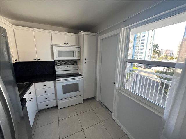 301 N Ocean Boulevard 307, Pompano Beach, FL 33062