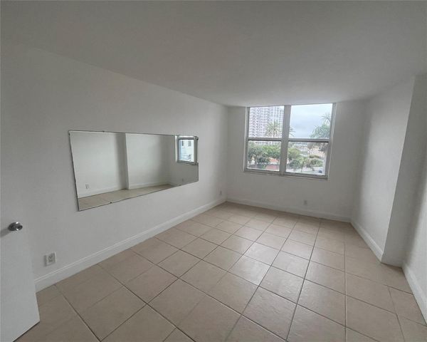 301 N Ocean Boulevard 307, Pompano Beach, FL 33062