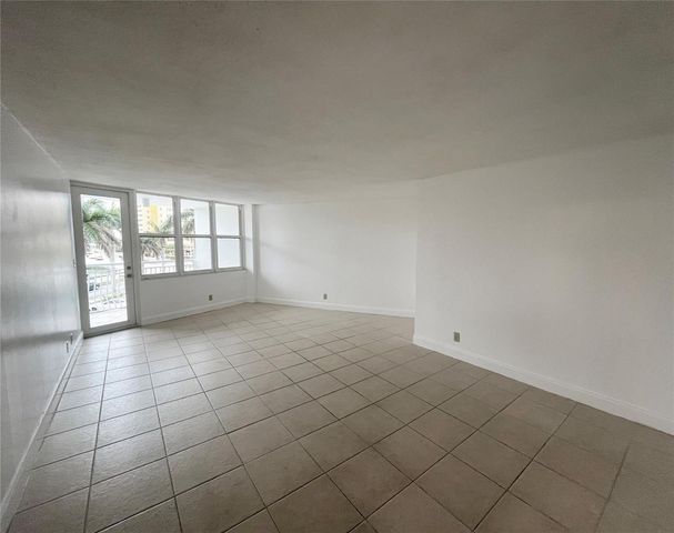 301 N Ocean Boulevard 307, Pompano Beach, FL 33062