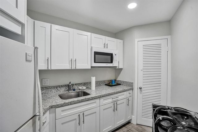 301 N Ocean Boulevard 307, Pompano Beach, FL 33062