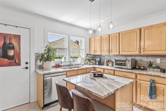 373 Scott Street, Mount Holly, NC 28120