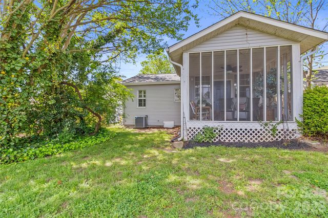 373 Scott Street, Mount Holly, NC 28120