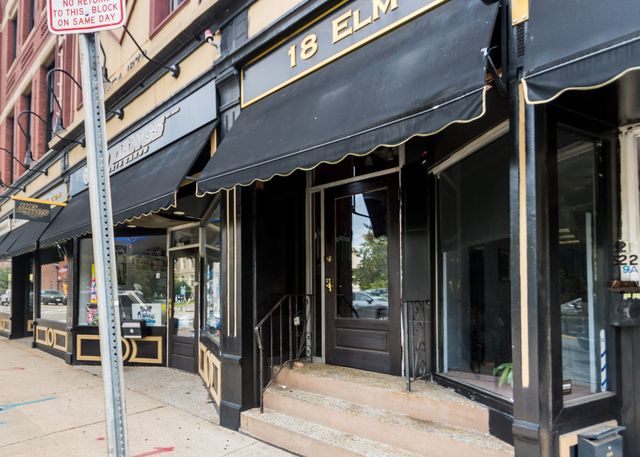 18 Elm Street 8, Waltham, MA 02451