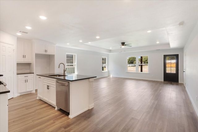 801 S Walnut, Sherman, TX 75090