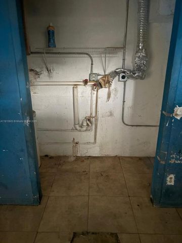 1589 NW 4th Ave, Pompano Beach, FL 33060