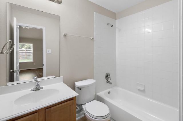 17123 Broken Back Drive, Crosby, TX 77532