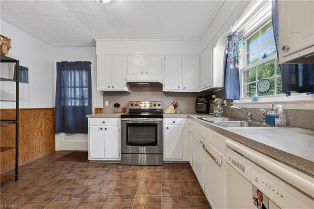 241 Janice Drive, Mount Airy, NC 27030