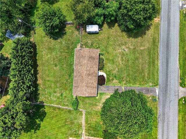 241 Janice Drive, Mount Airy, NC 27030