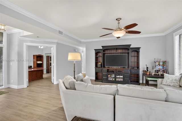 10517 NW 10th St B-131, Plantation, FL 33322