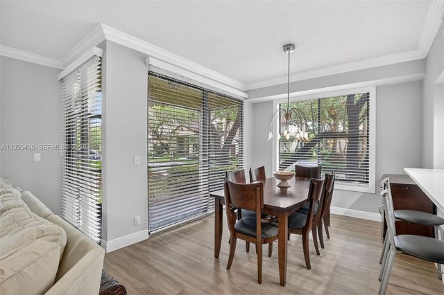 10517 NW 10th St B-131, Plantation, FL 33322