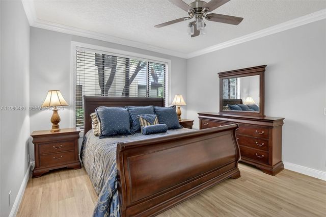 10517 NW 10th St B-131, Plantation, FL 33322