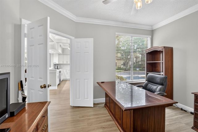 10517 NW 10th St B-131, Plantation, FL 33322