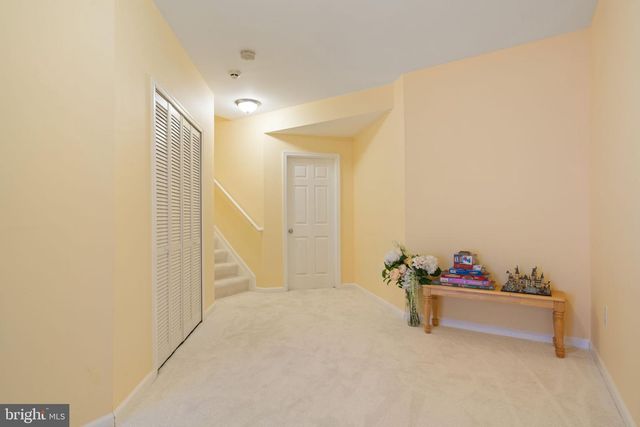 3679 EXPEDITION DR, Triangle, VA 22172