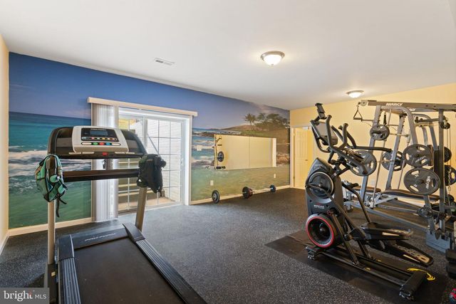 3679 EXPEDITION DR, Triangle, VA 22172