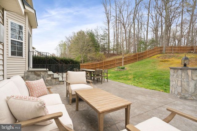 3679 EXPEDITION DR, Triangle, VA 22172