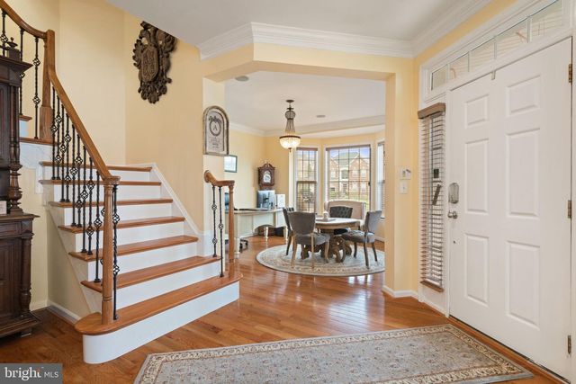 3679 EXPEDITION DR, Triangle, VA 22172