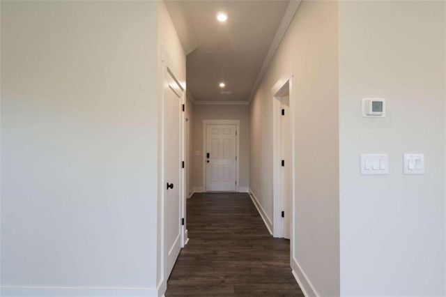 142 Henley Street, Canton, GA 30114