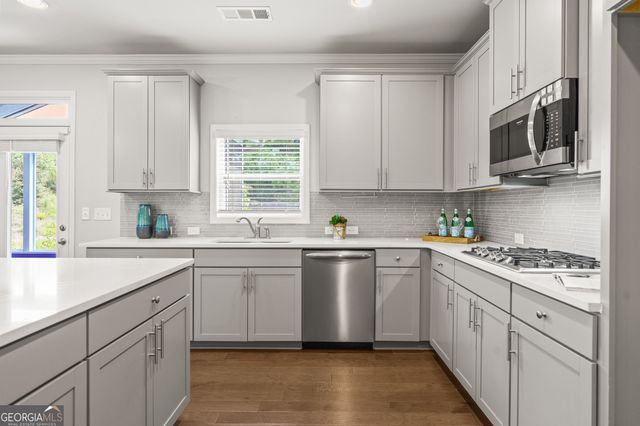 5510 Bristlecone Pine Way, Cumming, GA 30040